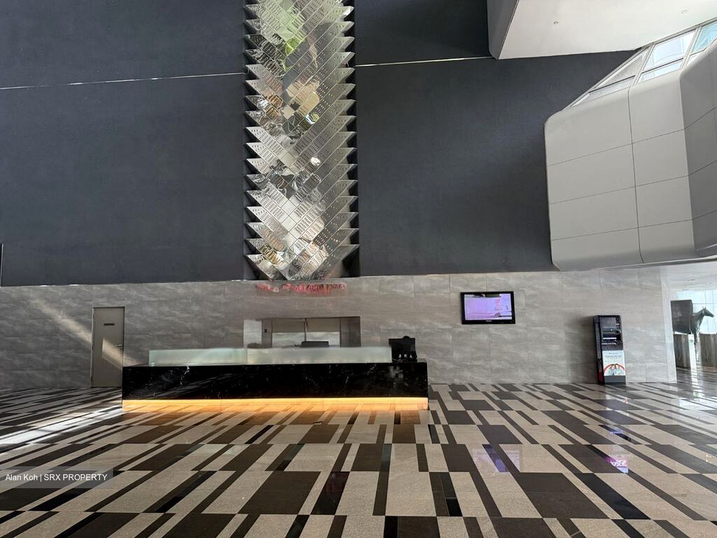 Concourse Skyline (D7), Office #451608371
